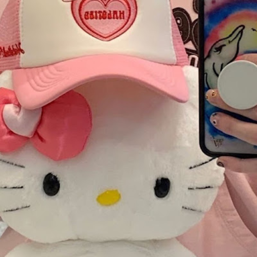 Meet your Posher, Ashley.g0m3z